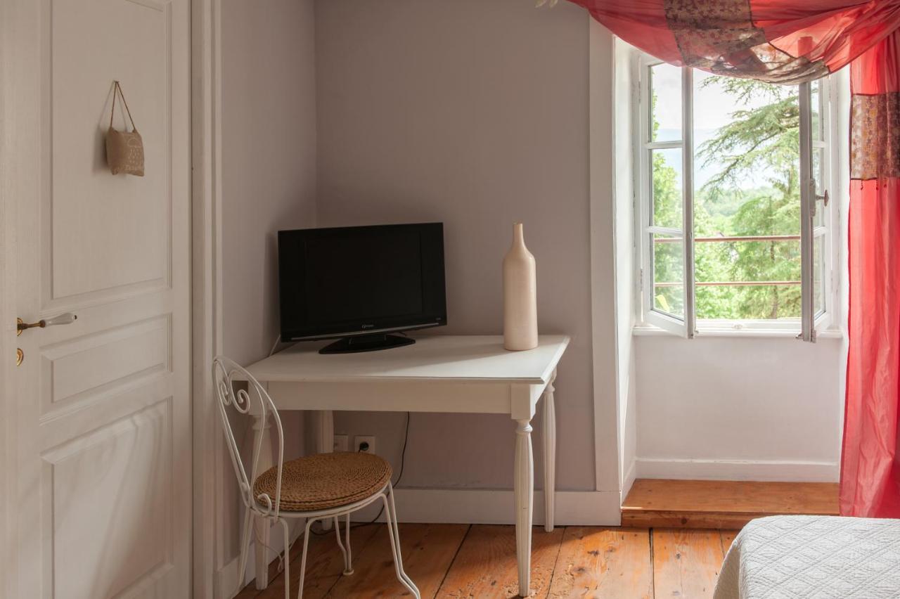 Chambres Et Table L' Echappee Bouvesse-Quirieu Eksteriør billede