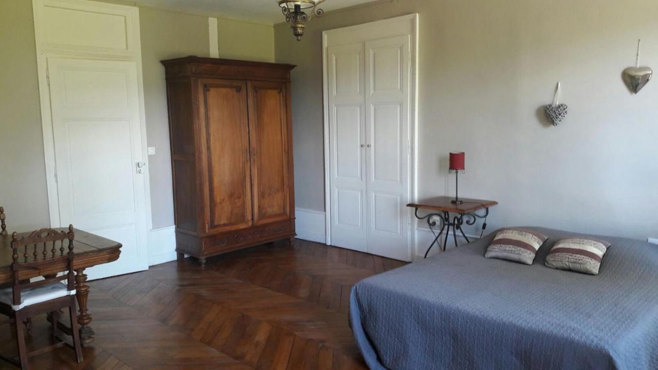 Chambres Et Table L' Echappee Bouvesse-Quirieu Eksteriør billede
