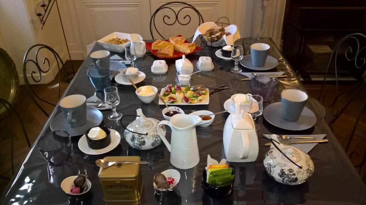 Chambres Et Table L' Echappee Bouvesse-Quirieu Eksteriør billede