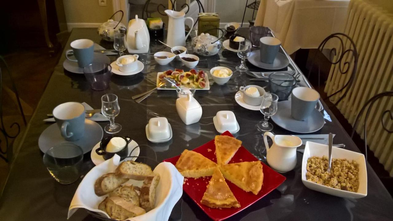 Chambres Et Table L' Echappee Bouvesse-Quirieu Eksteriør billede