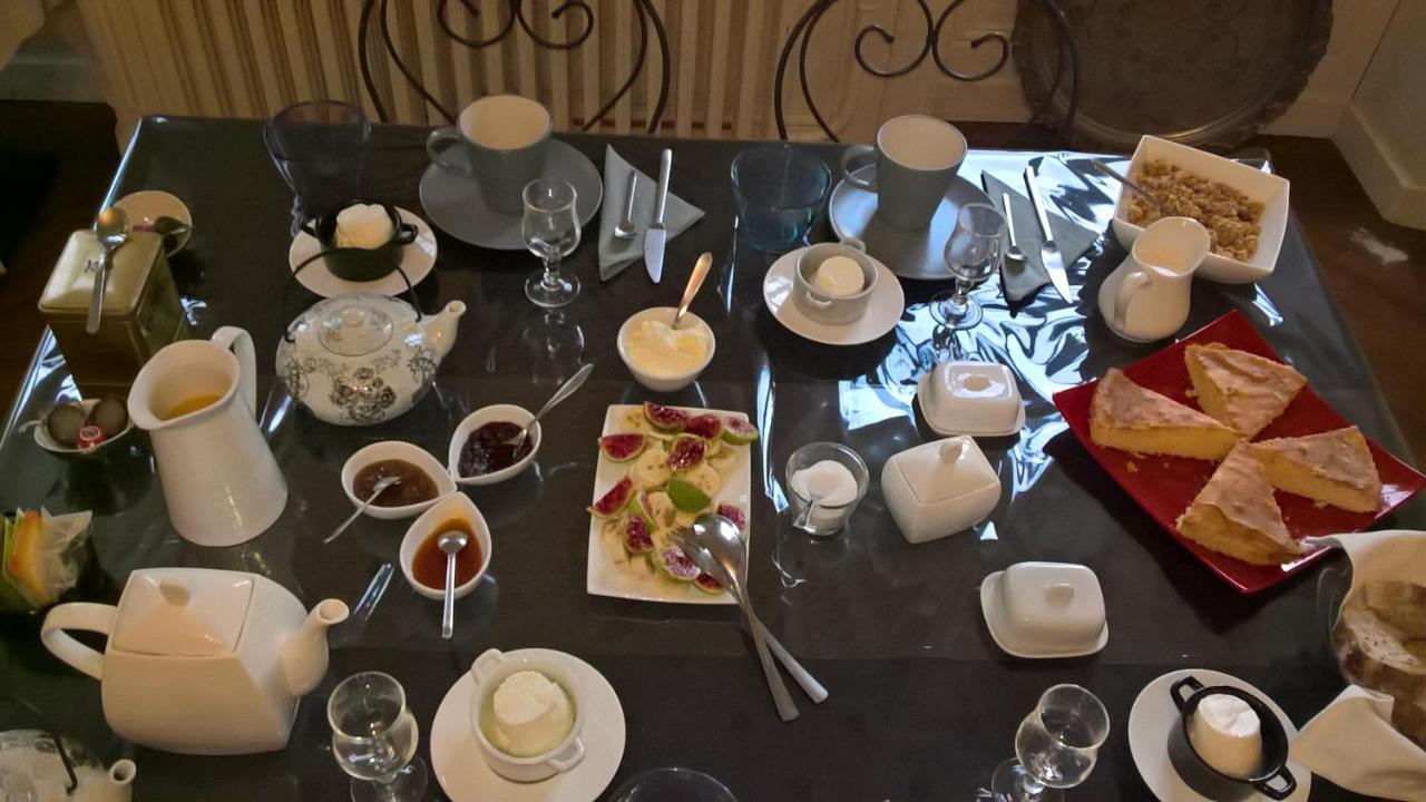 Chambres Et Table L' Echappee Bouvesse-Quirieu Eksteriør billede