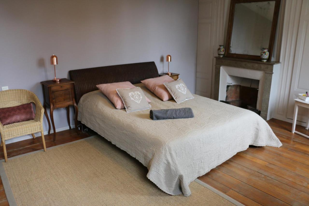 Chambres Et Table L' Echappee Bouvesse-Quirieu Eksteriør billede