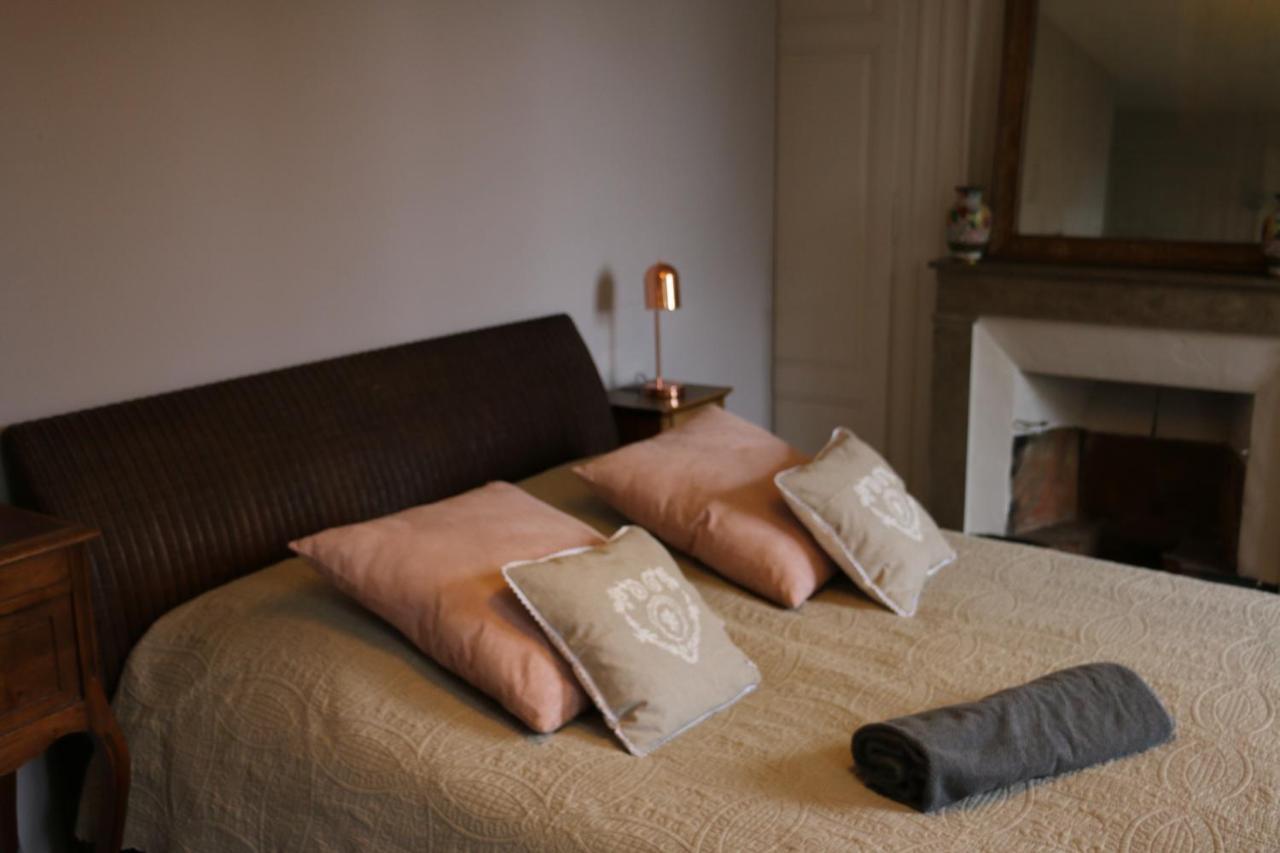 Chambres Et Table L' Echappee Bouvesse-Quirieu Eksteriør billede