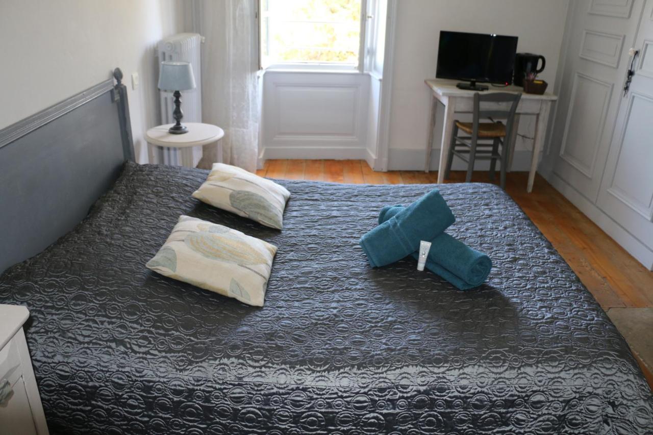 Chambres Et Table L' Echappee Bouvesse-Quirieu Eksteriør billede