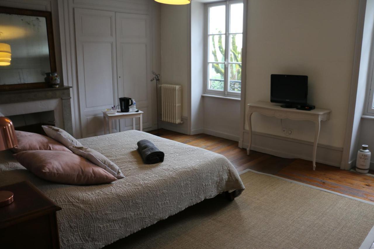 Chambres Et Table L' Echappee Bouvesse-Quirieu Eksteriør billede