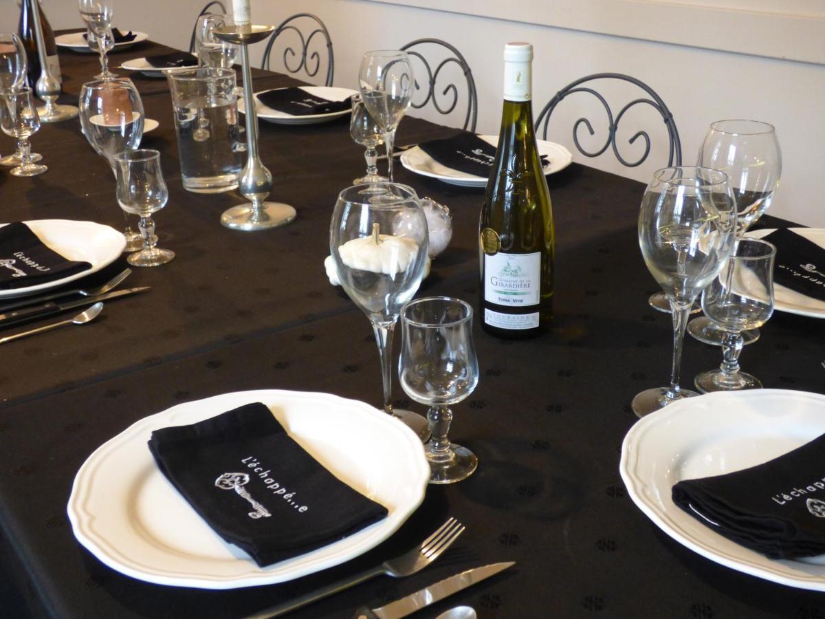 Chambres Et Table L' Echappee Bouvesse-Quirieu Eksteriør billede