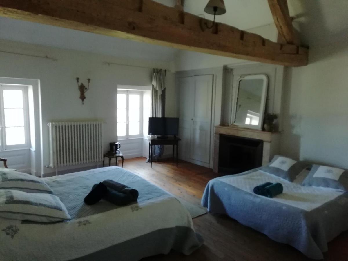 Chambres Et Table L' Echappee Bouvesse-Quirieu Eksteriør billede